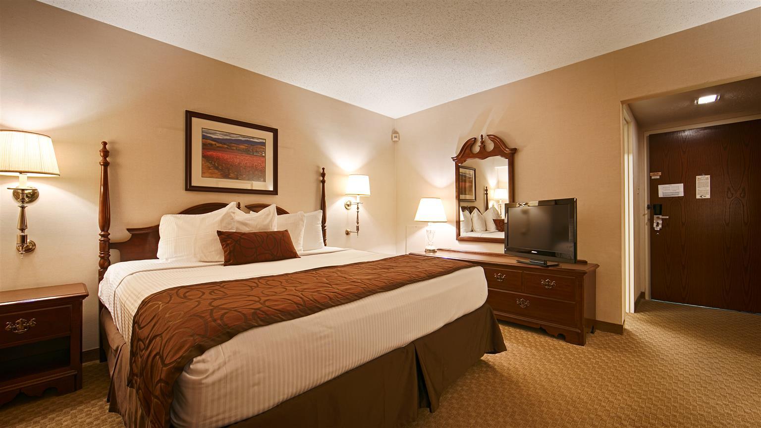 Red Roof Inn & Suites Хейзълтън Екстериор снимка